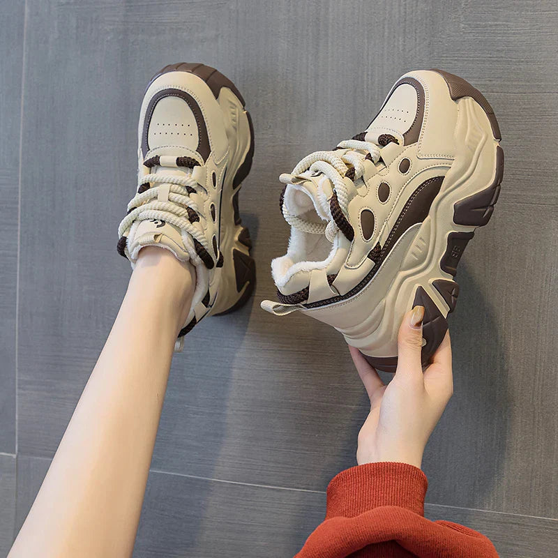 Lara Corsa Platform Sneakers