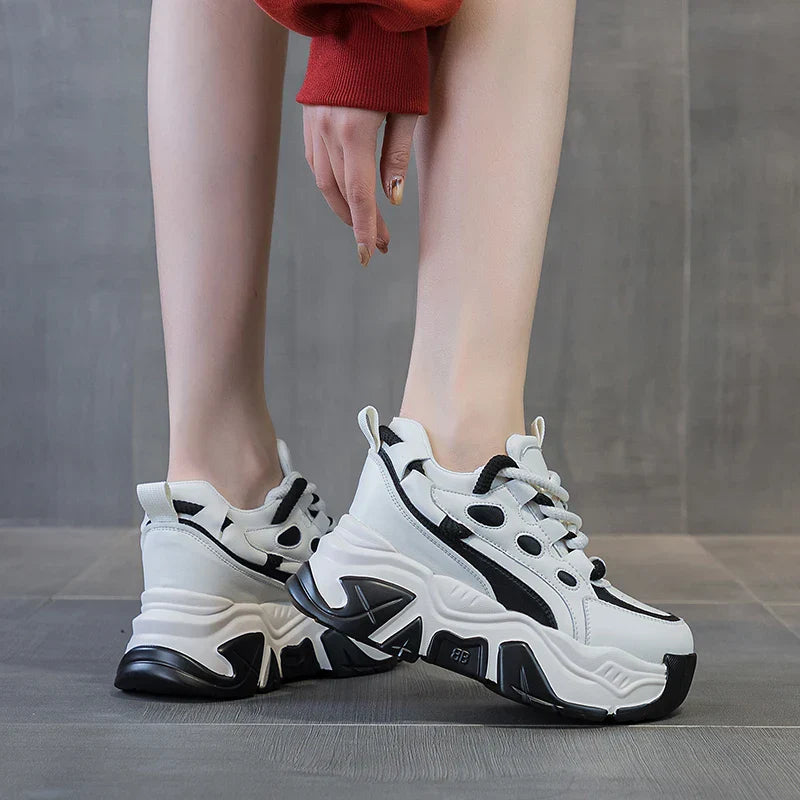 Lara Corsa Platform Sneakers