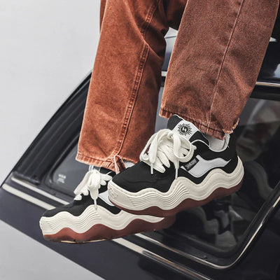 Taylor Sneakers